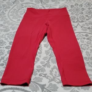 Lululemon size 8 hot pink 23" leggings